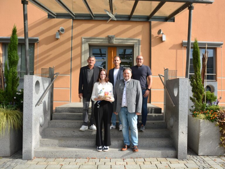 Neue Azubine Nikola Bitterbier - Foto Julia Lösche